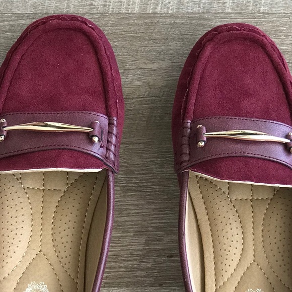 Italina Wine Suede Moccasin Slip On Comfort Loafer - Picture 3 of 8